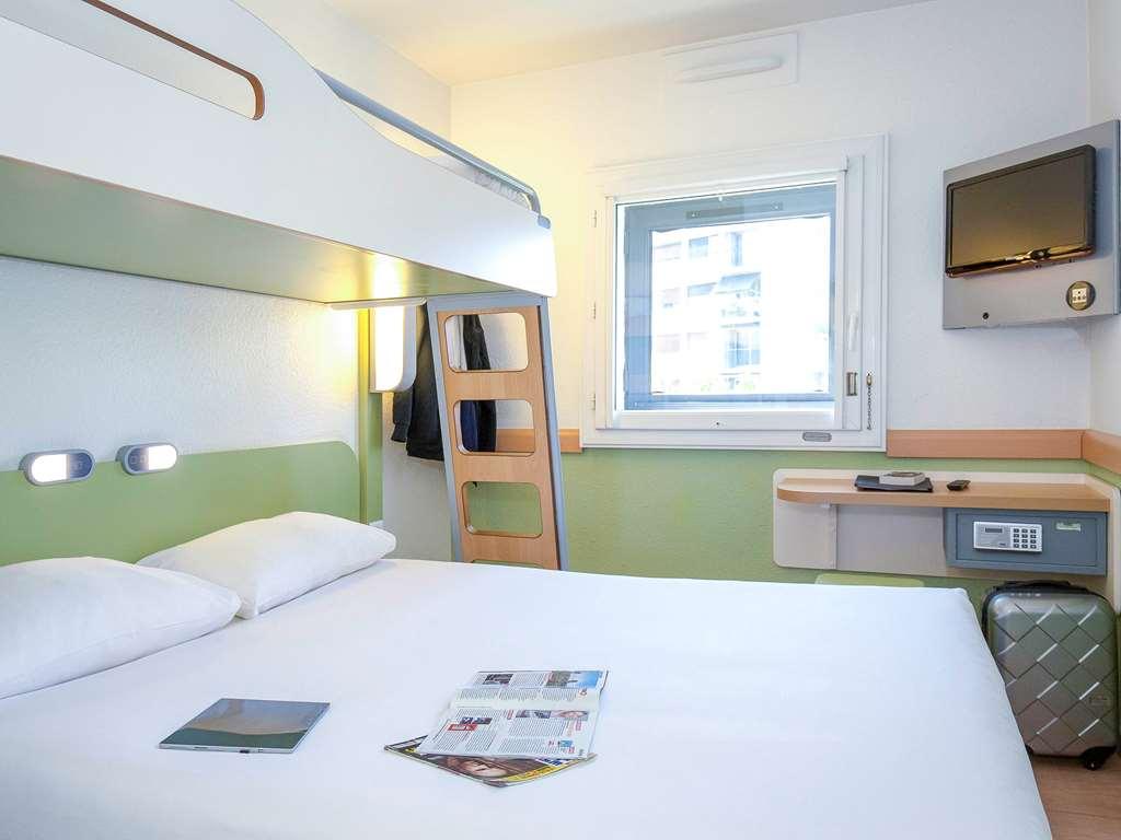 Ibis Budget Marseille Timone Номер фото